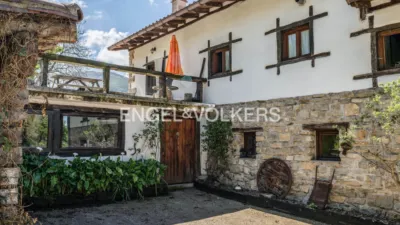 Casa en venta en Calle Caracter Erdoizta, Errezil de 560.000 €