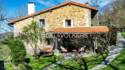 Casa en venta en Calle Caracter Erdoizta, Errezil de 560.000 €