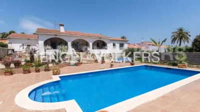 House in Parc de Cubelles-La Solana photo 16