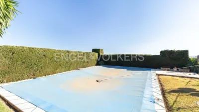 Casa en alquiler en Urbanizaciones Cumbres de Calicanto-Manyes-Barbeta, Urbanizaciones Cumbres de Calicanto-Manyes-Barbeta (Torrent) de 3.200 €<span>/mes</span>