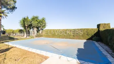Casa en alquiler en Urbanizaciones Cumbres de Calicanto-Manyes-Barbeta, Urbanizaciones Cumbres de Calicanto-Manyes-Barbeta (Torrent) de 3.200 €<span>/mes</span>