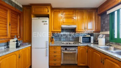Casa en alquiler en Urbanizaciones Cumbres de Calicanto-Manyes-Barbeta, Urbanizaciones Cumbres de Calicanto-Manyes-Barbeta (Torrent) de 3.200 €<span>/mes</span>