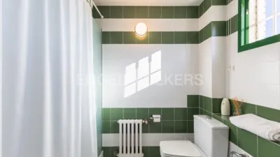 Casa en alquiler en Urbanizaciones Cumbres de Calicanto-Manyes-Barbeta, Urbanizaciones Cumbres de Calicanto-Manyes-Barbeta (Torrent) de 3.200 €<span>/mes</span>
