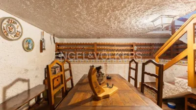 Casa en alquiler en Urbanizaciones Cumbres de Calicanto-Manyes-Barbeta, Urbanizaciones Cumbres de Calicanto-Manyes-Barbeta (Torrent) de 3.200 €<span>/mes</span>