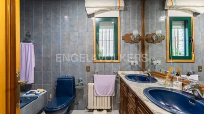 Casa en alquiler en Urbanizaciones Cumbres de Calicanto-Manyes-Barbeta, Urbanizaciones Cumbres de Calicanto-Manyes-Barbeta (Torrent) de 3.200 €<span>/mes</span>