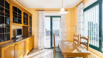 Casa en alquiler en Urbanizaciones Cumbres de Calicanto-Manyes-Barbeta, Urbanizaciones Cumbres de Calicanto-Manyes-Barbeta (Torrent) de 3.200 €<span>/mes</span>
