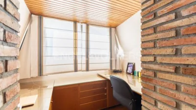 Casa en alquiler en Urbanizaciones Cumbres de Calicanto-Manyes-Barbeta, Urbanizaciones Cumbres de Calicanto-Manyes-Barbeta (Torrent) de 3.200 €<span>/mes</span>