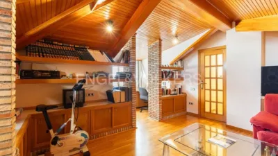 Casa en alquiler en Urbanizaciones Cumbres de Calicanto-Manyes-Barbeta, Urbanizaciones Cumbres de Calicanto-Manyes-Barbeta (Torrent) de 3.200 €<span>/mes</span>