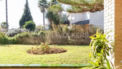 Casa en alquiler en Urbanizaciones Cumbres de Calicanto-Manyes-Barbeta, Urbanizaciones Cumbres de Calicanto-Manyes-Barbeta (Torrent) de 3.200 €<span>/mes</span>