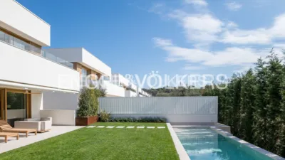 House on Avinguda del Mestre Falla photo 4