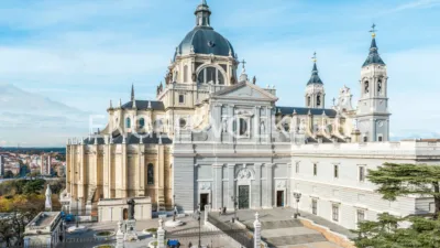 Apartamento en alquiler en Palacio - Imagen 32