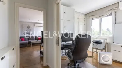 Apartment on Francisco Silvela Street photo 9