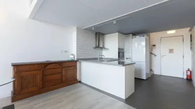 Loft on Carrer de la Creu Roja photo 16