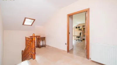 Chalet on Calle de Santander photo 12