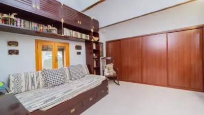 Chalet on Calle de Santander photo 14