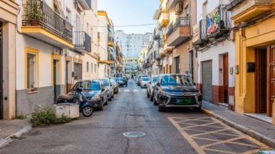 Piso en alquiler en Zona Esperanza de Triana, Zona Esperanza de Triana (Distrito Triana. Sevilla Capital) de 1.000 €<span>/mes</span>