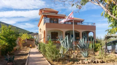 Chalet on Carretera Street photo 2