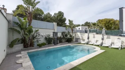 Casa en alquiler en Mas D'en Serra-Els Cards, Mas d'en Serra-Els Cards (Sant Pere de Ribes) de 5.500 €<span>/mes</span>