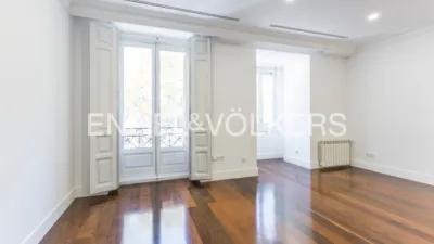 Apartamento en alquiler en Recoletos - Imagen 3
