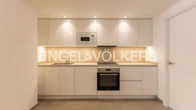 Piso en alquiler en Calle C. de Isabel La Católica - Imagen 8