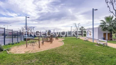 Piso en alquiler en Aljamar, Aljamar (Tomares) de 2.500 €<span>/mes</span>