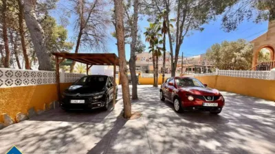 Chalet in Los Balcones-Los Altos-Punta Prima photo 12