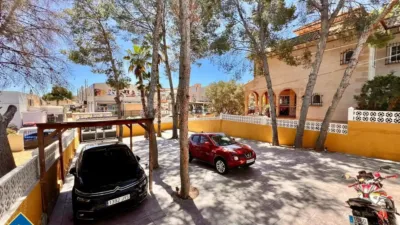 Chalet in Los Balcones-Los Altos-Punta Prima photo 13