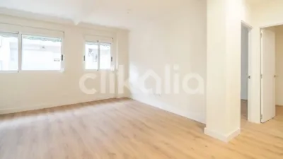 Piso en alquiler en Montolivet - Imagen 2