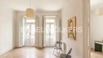 Apartment on Augusto Figueroa Street photo 2