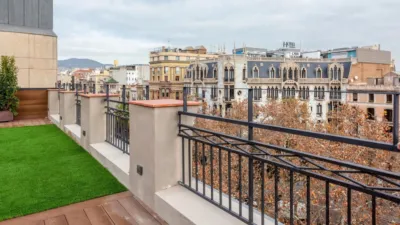 Apartamento en alquiler en La Vila de Gràcia - Imagen 4