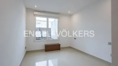 Duplex in Centre photo 28