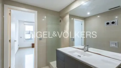 Duplex in Centre photo 32