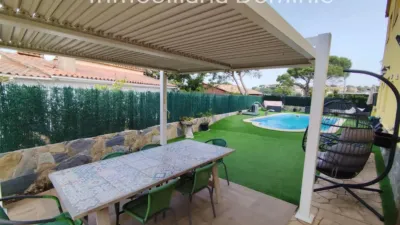 Chalet on Carrer Cap de Bagur photo 24