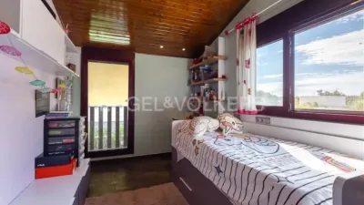 Casa en alquiler en Calle Carrer 232, El Pla de La Vallesa (San Antonio de Benagéver) de 3.500 €<span>/mes</span>