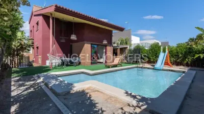 Casa en alquiler en Calle Carrer 232, El Pla de La Vallesa (San Antonio de Benagéver) de 3.500 €<span>/mes</span>