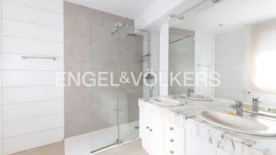 Casa adosada en venta en Calle de Pardo Bazán, cerca de Avenida de Ramón y Cajal, Hispanoamérica (Distrito Chamartín. Madrid Capital) de 1.900.000 €