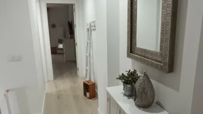 Casa adosada en venta en Carlinda, Carlinda (Distrito Bailén-Miraflores. Málaga Capital) de 425.000 €