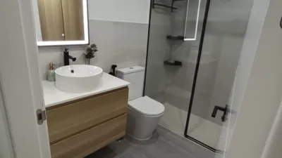 Casa adosada en venta en Carlinda, Carlinda (Distrito Bailén-Miraflores. Málaga Capital) de 425.000 €