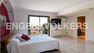 Casa en alquiler en Zona Avinguda Alta-Auditori, Zona Avinguda Alta-Auditori (Torrent) de 5.000 €<span>/mes</span>