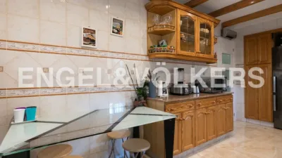 Casa en alquiler en Zona Avinguda Alta-Auditori, Zona Avinguda Alta-Auditori (Torrent) de 5.000 €<span>/mes</span>