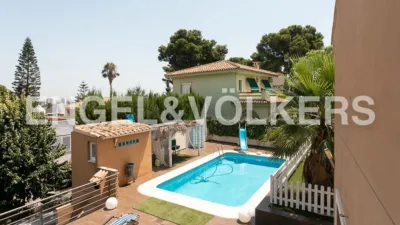 Casa en alquiler en Zona Avinguda Alta-Auditori, Zona Avinguda Alta-Auditori (Torrent) de 5.000 €<span>/mes</span>