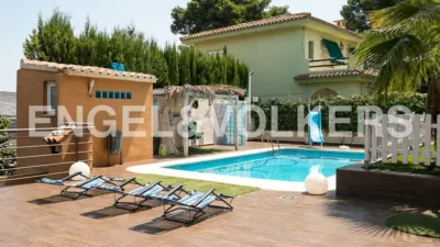 Casa en alquiler en Zona Avinguda Alta-Auditori, Zona Avinguda Alta-Auditori (Torrent) de 5.000 €<span>/mes</span>