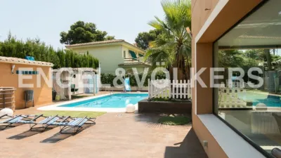 Casa en alquiler en Zona Avinguda Alta-Auditori, Zona Avinguda Alta-Auditori (Torrent) de 5.000 €<span>/mes</span>