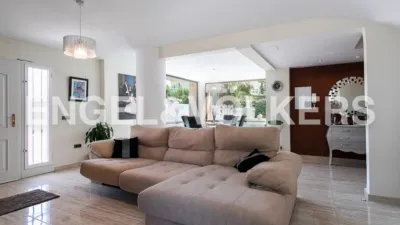 Casa en alquiler en Zona Avinguda Alta-Auditori, Zona Avinguda Alta-Auditori (Torrent) de 5.000 €<span>/mes</span>