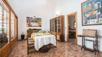 Chalet on Calle de los Rosales photo 19