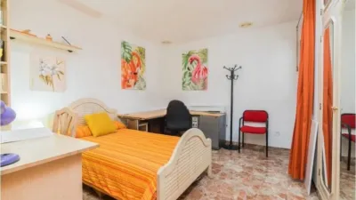 Chalet on Calle de los Rosales photo 25