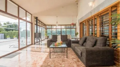 Chalet on Calle de los Rosales photo 7