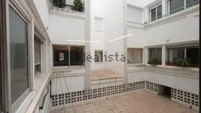 Apartment on Rambla de Méndez Núñez photo 7