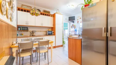 Apartment on Carrer de Mateu Obrador photo 12