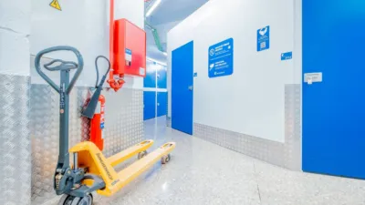 Trastero en alquiler en Carretera Reial, 141, cerca de Carrer del Treball, Sant Just Desvern de 450 €<span>/mes</span>